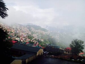 उत्तराखंड में पांच साल बाद 7 दिन देरी से पहुंचेगा मानसून बढ़ी उमस और गर्मी आज भारी बारिश की चेतावनी