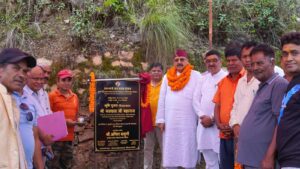 उत्तराखंड : कैबिनेट मंत्री सतपाल महाराज ने वीरोंखाल को दी ₹448.79 लाख की सौगात, खलधार-ठांगा मार्ग का किया भूमि पूजन