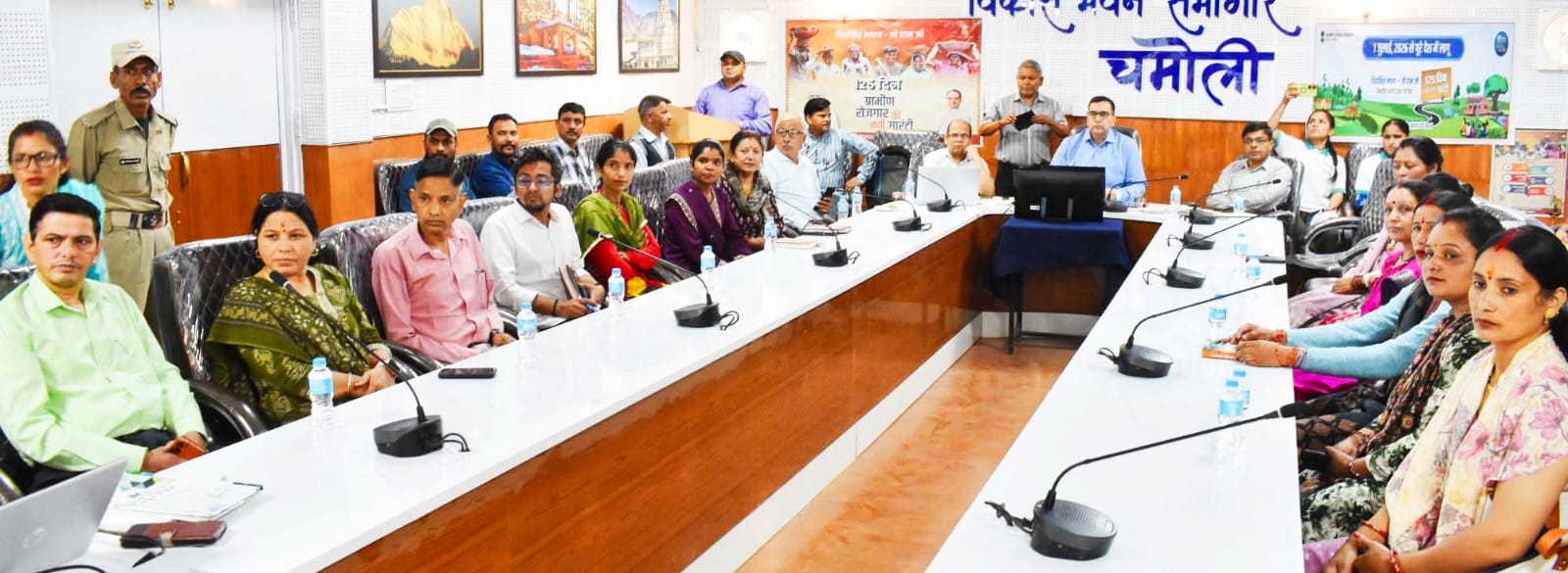 चमोली में केंद्र सरकार की 'वीबीजी रामजी योजना' का बड़ा आगाज