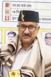 मिलिए उत्तराखण्ड राज्य आंदोलनकारी /गढ़वाली/हिंदी के साहित्यकार /उत्तराखण्ड लोक-भाषा साहित्य मंच दिल्ली के संयोजक दिनेश ध्यानी से